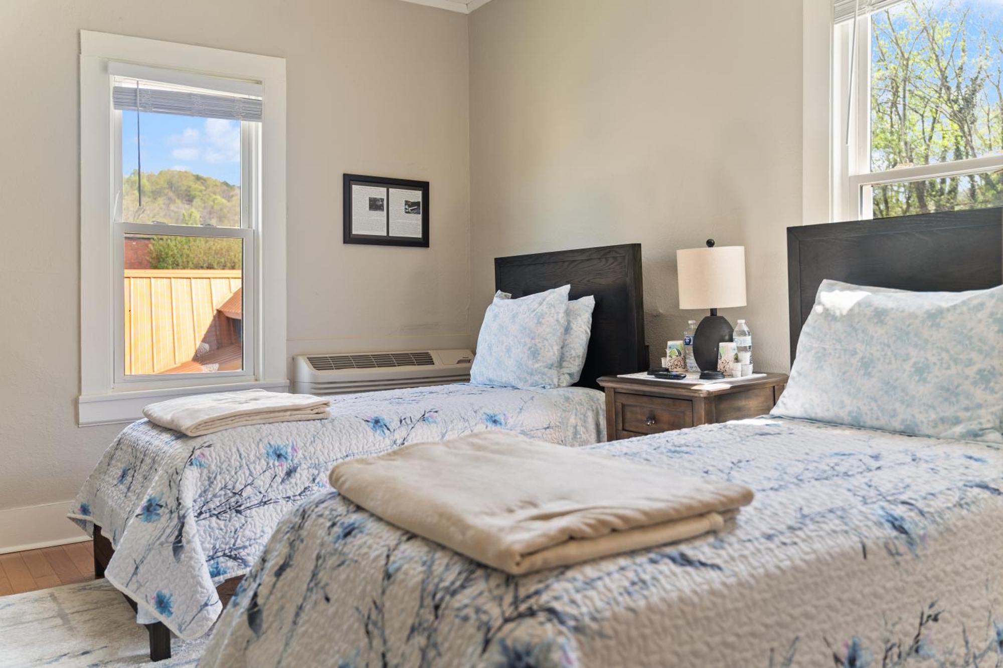 The Tellico Plains Inn And Event Venue ภายนอก รูปภาพ