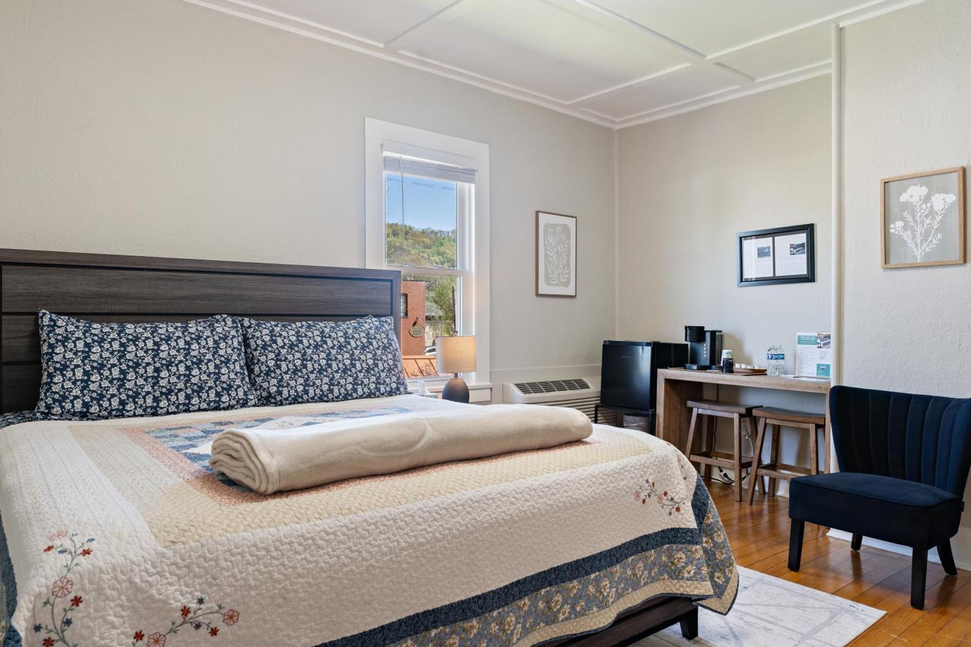 The Tellico Plains Inn And Event Venue ภายนอก รูปภาพ