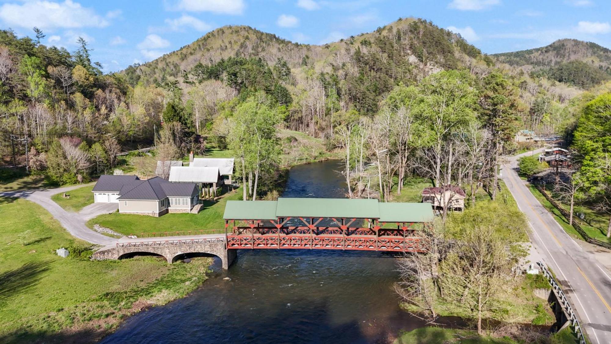 The Tellico Plains Inn And Event Venue ภายนอก รูปภาพ