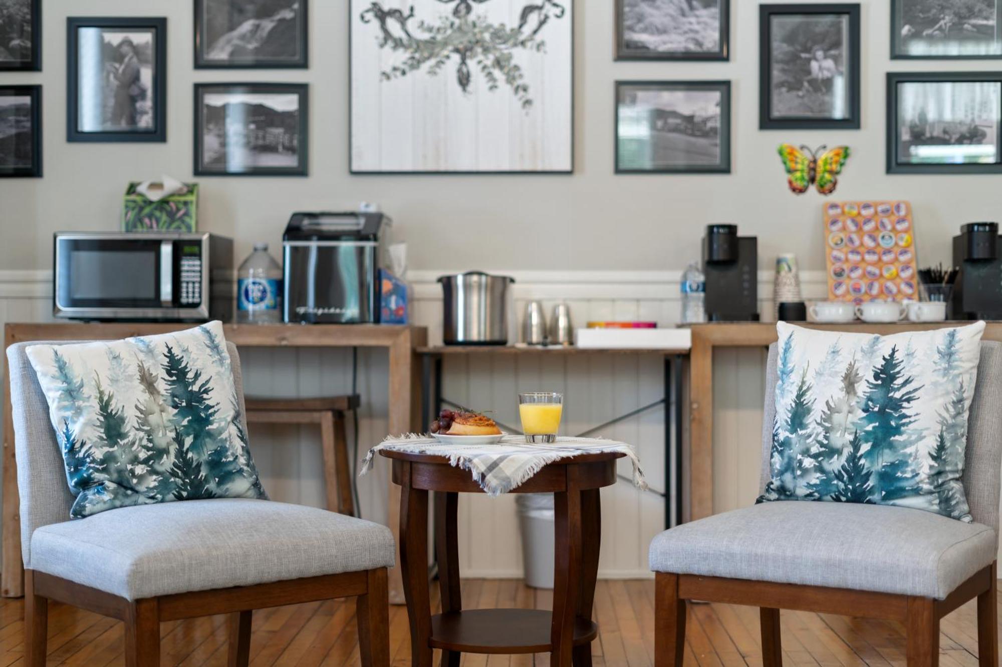 The Tellico Plains Inn And Event Venue ภายนอก รูปภาพ