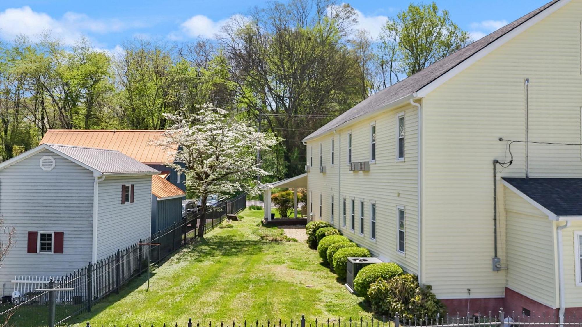 The Tellico Plains Inn And Event Venue ภายนอก รูปภาพ